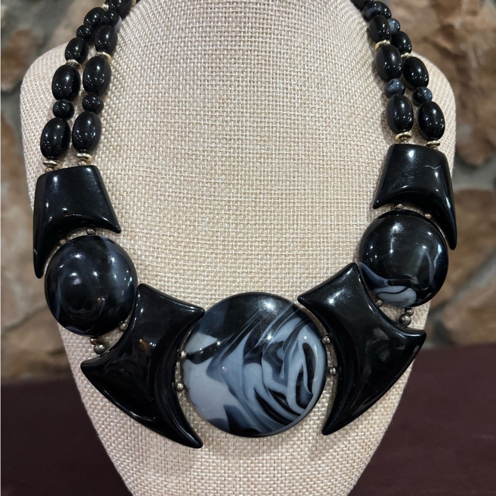 Vintage marbled lucite necklace
